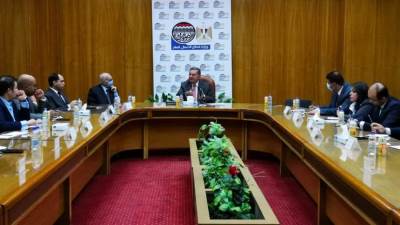 توفيق: طورنا شركات قطاع الأعمال والعمال أولويتنا.. وسوينا مديونيات بـ33 مليار جنيه