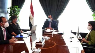 "مدبولي" يتابع الموقف التنفيذي للمشروعات الخدمية والتنموية بمحافظات الإسكندرية والبحيرة ومطروح