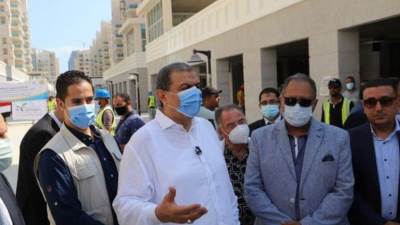 "سعفان" يطلق قافلة طبية بـ14 عيادة للكشف على العمالة غير المنتظمة مجانًا