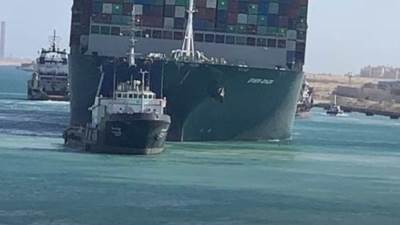 غدا لأول مرة بعد انتهاء أزمة السفينة الجانحة ايفرجيفن تعبر قناة السويس
