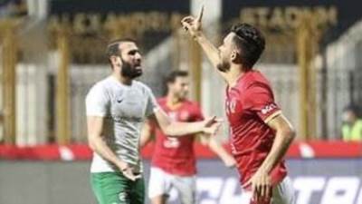 الاهلي يتقدم علي المصري بجول وتصبح النتيجه (3-2)