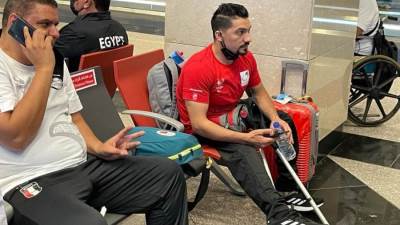 أعضاء البعثة البارالمبية يتجمعون استعداداً للسفر لطوكيو