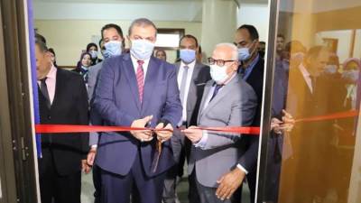 وزير القوي العاملة يفتتح مركز تدريب ضفائر السيارات وخدمةالشباك الواحد ومعمل اللغات