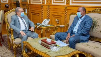 وزير الانتاج الحربي يستقبل وفد "منظومة الصناعات الدفاعية السودانية" لبحث تعزيز التعاون 