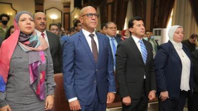 أشرف عبدالباقي: "بقيت سعادة السفير راح سعادة السفير جه"