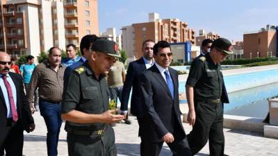 وزير الشباب والرياضة يتفقد ناديي مشروع غرب الشروق