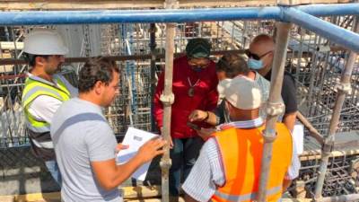 "الإسكان": رفع كفاءة وتطوير الطرق بالحي الثالث بمدينة العاشر من رمضان