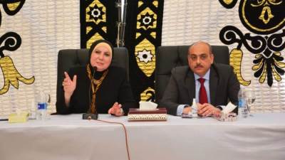 وزيرة التجارة والصناعة تستعرض إنجازات هيئة التنمية الصناعية خلال منتصف 2021