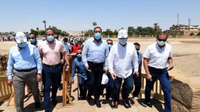 رئيس الوزراء يُتابع من الأقصر استعدادات احتفالية افتتاح طريق الكباش