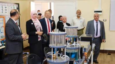 معهد بحوث الإلكترونيات وجامعة الدلتا التكنولوجية يبحثان سبل تعزيز التعاون بينهما