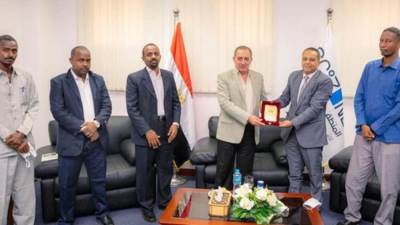 وفد من متدربي مركز التنمية الإدارية لجمهورية السودان يزور المنطقة الاقتصادية