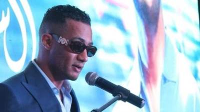 عاجل :المركز اللبناني يسحب الدكتوراه الفخرية من محمد رمضان 