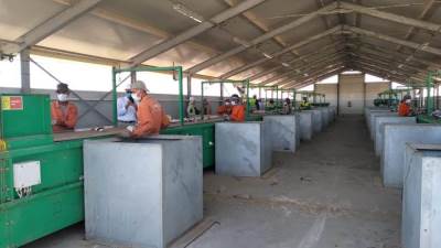 وزيرة البيئة: نستهدف تشجيع صناعة إعادة تدوير المخلفات