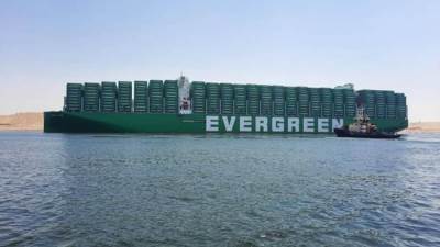 قناة السويس تشهد عبور سفينة الحاويات "EVER ACE" الأكبر في العالم