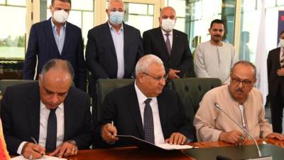 وزير الزراعة يشهد توقيع بروتوكول تعاون لتطبيق أنظمة الرى الحديث بقنا