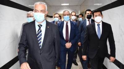 للمرة الثانية...وزير الشباب يطمئن علي الحالة الصحية لمصابي فريق كرة السرعة