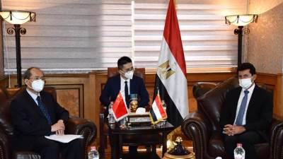 وزير الرياضة يبحث التعاون الثنائي مع القائم بأعمال السفير الصيني بالقاهرة 