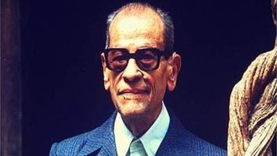 في ذكرى وفاة العالمي نجيب محفوظ...كل ما تريد معرفته عن الأديب العظيم