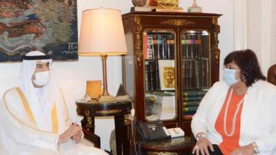 وزيرة الثقافة تستقبل رئيس دائرة الثقافة فى الشارقة