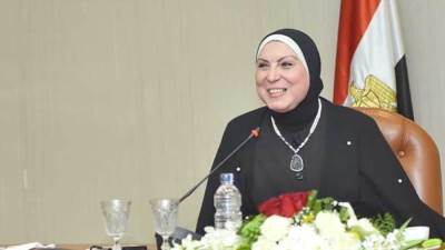 وزيرة التجارة والصناعة: نعكف على إنشاء 317 مجمع صناعي في 17 قرية