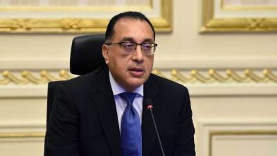 رئيس الوزراء يناقش مؤشرات أداء الأعمال ومقترحات تحسين مؤشر سداد الضرائب