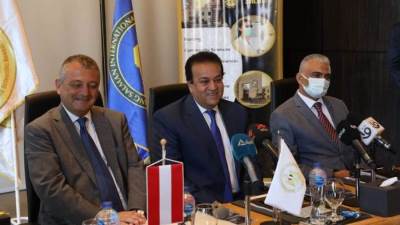 وزير التعليم العالى يشهد توقيع اتفاقية جامعتى الملك سلمان وimc للعلوم التطبيقية