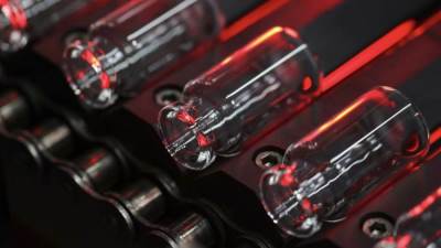 دراسة: جرعة لقاح "فايزر" الداعمة تقلل مخاطر الإصابة بـ"كورونا"