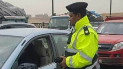 الشرطة: تحرير 9450 محضر لعدم ارتداء الكمامة و790مخالفة للمحلات غير الملتزمة بقرارالغلق