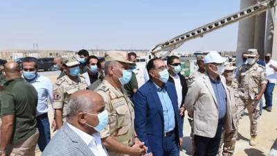 "مدبولي" يختتم جولة الـ8 ساعات بالعاصمة الإدارية.. ويتابع "جاردن سيتى" والنهر الأخضر