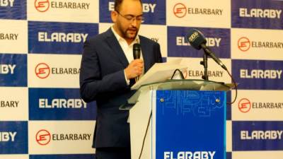 "مجموعة العربي"توقع اتفاقية مع "البربري" لأنشاء مصانع لانتاج الأجهزة المنزلية والكهربائية بالسودان