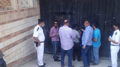 جهاز مدينة السادات يشن حملة غلق وتشميع لمخالفة شروط التعاقد وتغيير النشاط