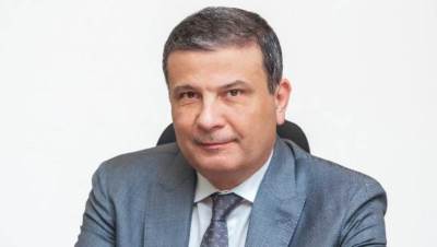 فاروق: اختيار "عامر" ضمن أفضل 10 محافظين للبنوك المركزية بالعالم اعتراف بنجاح سياساته النقدية