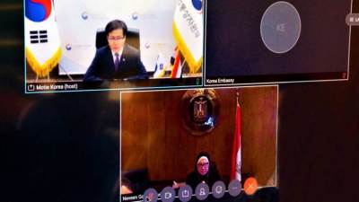 وزيرة التجارة والصناعة تبحث مع نظيرها الكوري سبل تعزيز التعاون الاقتصادي