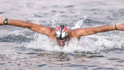 لأول مرة في مصر..السباح العالمي"سيد باروكي" سيعبر قناة السويس تعرف علي التفاصيل