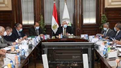 وزير الزراعة يترأس اجتماع اللجنة التنسيقية لمشروع تعزيز الموائمة في البيئات الصحراوية