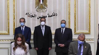 مدبولي يشهد توقيع بروتوكول تعاون لدعم مشروعات الميكنة والتحول الرقمي مع"هيئة الدواء"