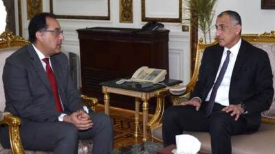 رئيس الوزراء يهنيء "عامر" لاختياره ضمن أفضل 10 محافظين للبنوك المركزية في العالم