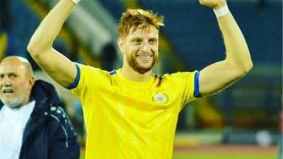 رسميا.. بيراميدز تتعاقد مع المهاجم التونسى فخر الدين بن يوسف