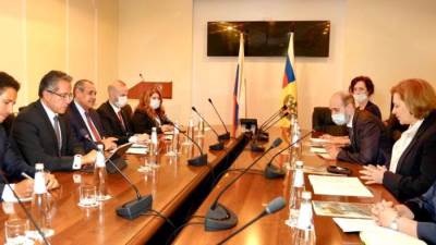 السياحة: تم الانتهاء من تطعيم جميع العاملين بالقطاع السياحي في المحافظات السياحية