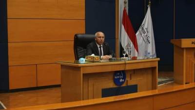 النقل: يتم تنفيذ خطة لتطوير الموانئ البحرية لجعل مصر مركزاً للتجارة العالمية