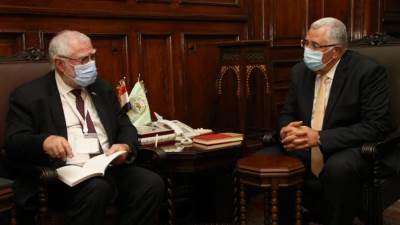 وزيرا الزراعة في مصر ونامبييا يبحثان تعزيز التعاون الزراعي بين البلدين