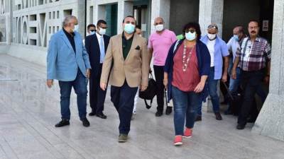 وزيرة الثقافة تصل الاقصر لتفقد عدد من المشروعات والمنشأت الابداعية 