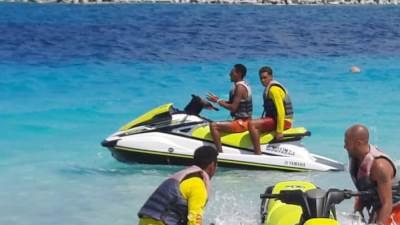 "البيئة"توضح حقيقة اصابة احد الغواصين اثر هجوم سمكة قرش