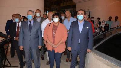 وزيرة الثقافة تتفقد مكتبة مصر العامة بالأقصر وتشيد بدورها في نشر الوعي