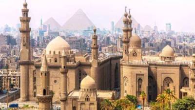 "السياحة" تستكمل حملتها للترويج للمحافظات المصرية بفيديو ترويجي عن محافظة القاهرة.. شاهده