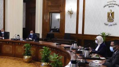 وزيرة الصحة: جار العمل على زيادة الطاقة الانتاجية من التصنيع المحلى للقاحات