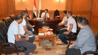 "صبحي" يبحث استعدادات المباراة الدولية بين بطل العالم للبوكسنج وبطل روسيا 