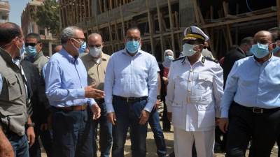 رئيس الوزراء و وزير الأسكان  يتفقدان مشروعات "حياة كريمة" بمحافظة القليوبية