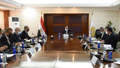 "وزير التنمية" و "البنك الدولي" يبحثان مستجدات برنامج التنمية المحلية بصعيد مصر