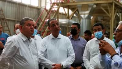  "توفيق" يتفقد محلج الفيوم المطور وموقع معصرة زيت بذرة القطن